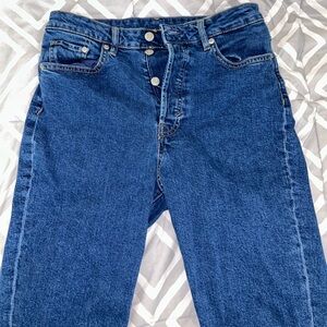 Women’s H&M zipperless jeans